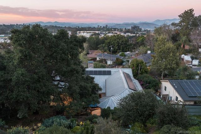 9777 Grosalia Avenue, La Mesa, CA 91941