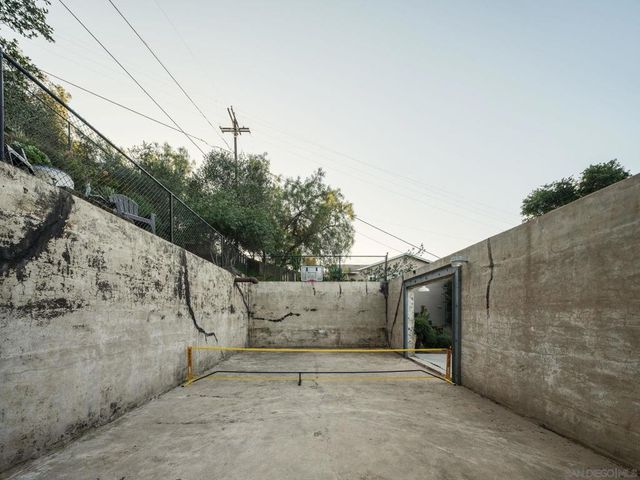 9777 Grosalia Avenue, La Mesa, CA 91941