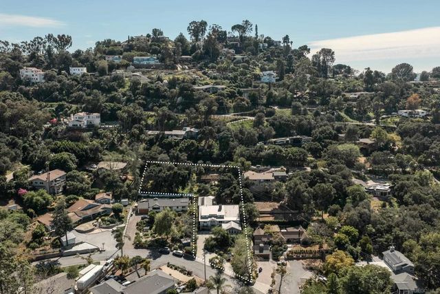 9777 Grosalia Avenue, La Mesa, CA 91941