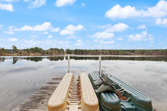 104 W Pond Rd, Plymouth, MA 02360