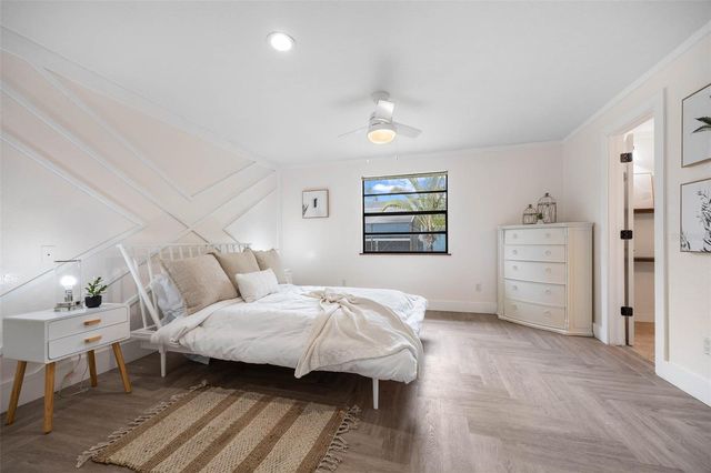 12756 POINSETTIA AVENUE, Seminole, FL 33776