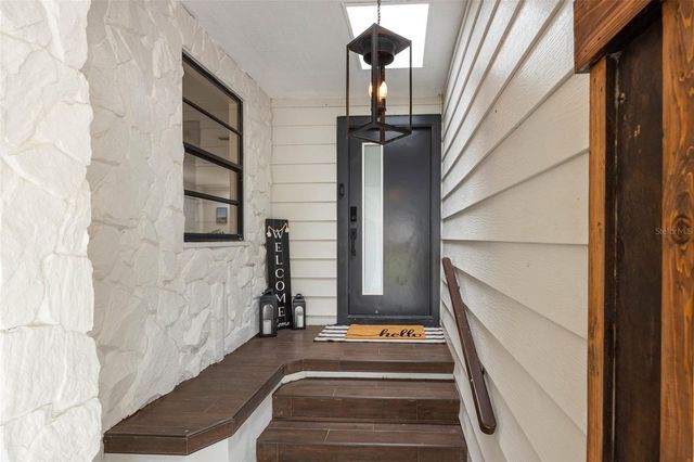 12756 POINSETTIA AVENUE, Seminole, FL 33776