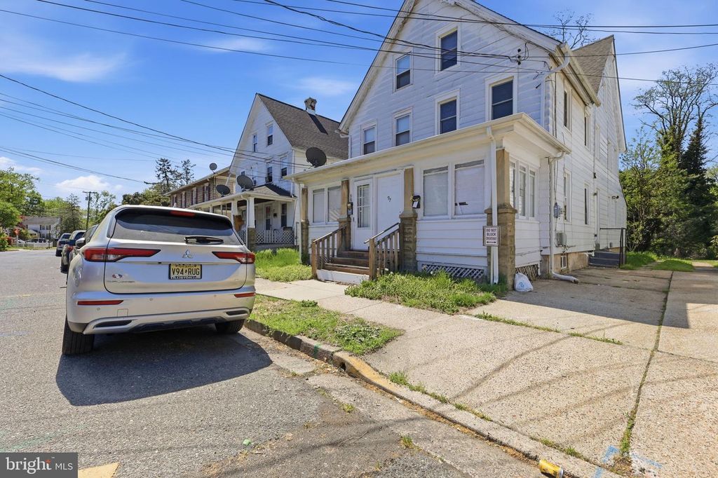 99 CHESTNUT ST, Salem, NJ 08079
