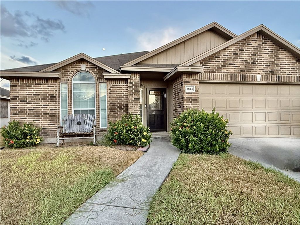 3814 Las Bahias Dr, Corpus Christi, TX 78414 — exterior