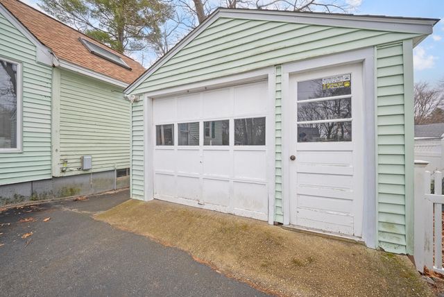 57 McPhail Street, Manchester, NH 03104