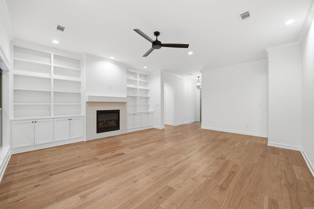 4 Camelot Court, Greenbrier, AR 72058