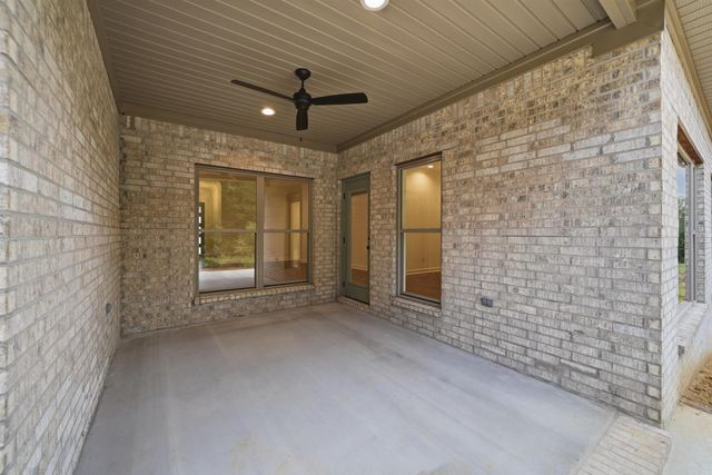4 Camelot Court, Greenbrier, AR 72058