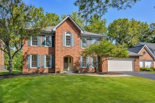 825 Biltmore Court, Naperville, IL 60563