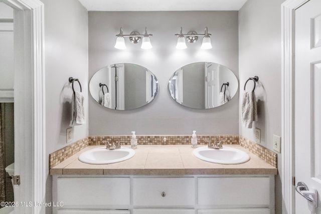103 Lakeside Drive, Brandon, MS 39047