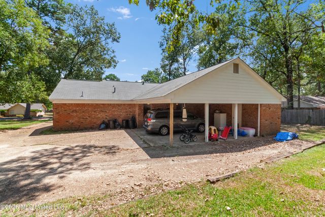 103 Lakeside Drive, Brandon, MS 39047