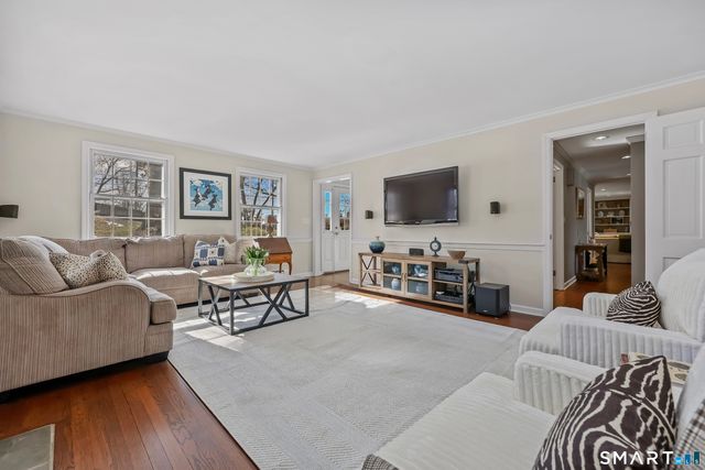 610 Unquowa Road, Fairfield, CT 06824