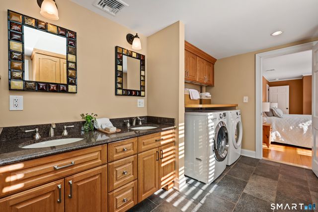 610 Unquowa Road, Fairfield, CT 06824