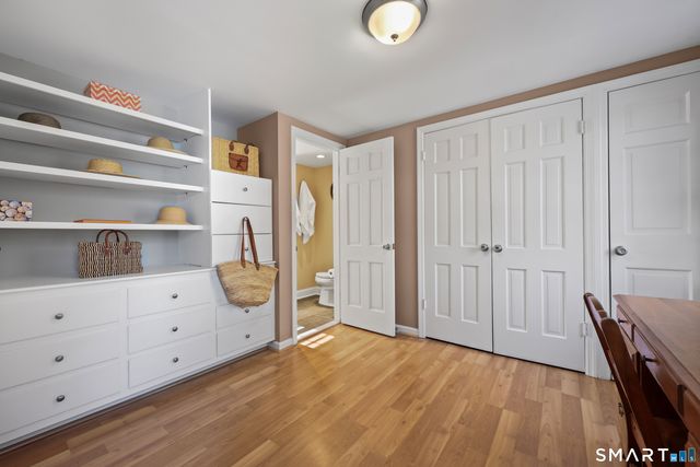 610 Unquowa Road, Fairfield, CT 06824