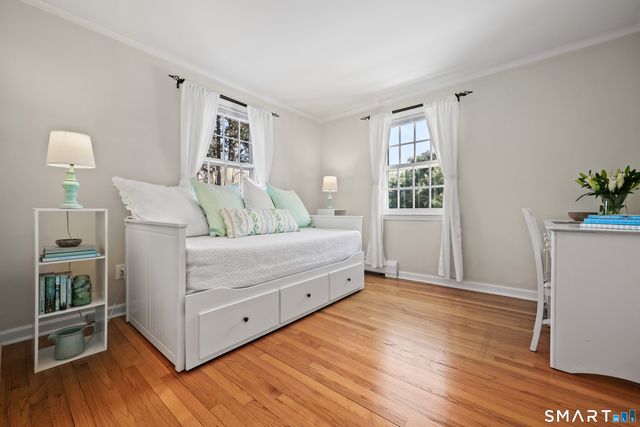 610 Unquowa Road, Fairfield, CT 06824