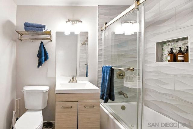 520 Grant Street, Oceanside, CA 92054