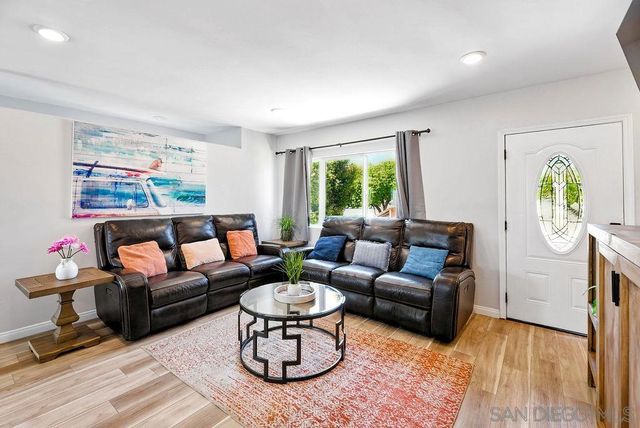 520 Grant Street, Oceanside, CA 92054