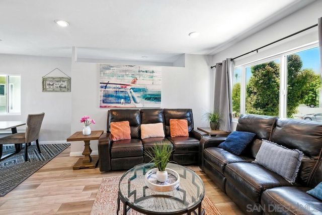 520 Grant Street, Oceanside, CA 92054