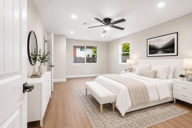 9915 Baronshire Round, Houston, TX 77070
