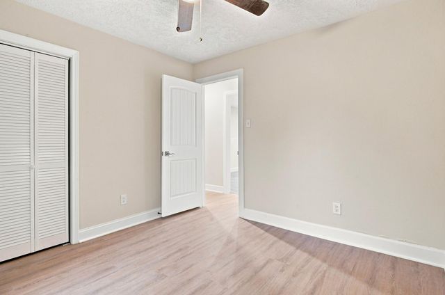 9915 Baronshire Round, Houston, TX 77070