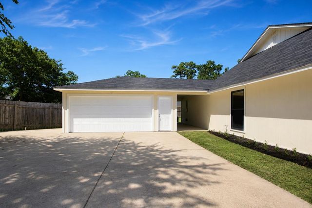 9915 Baronshire Round, Houston, TX 77070
