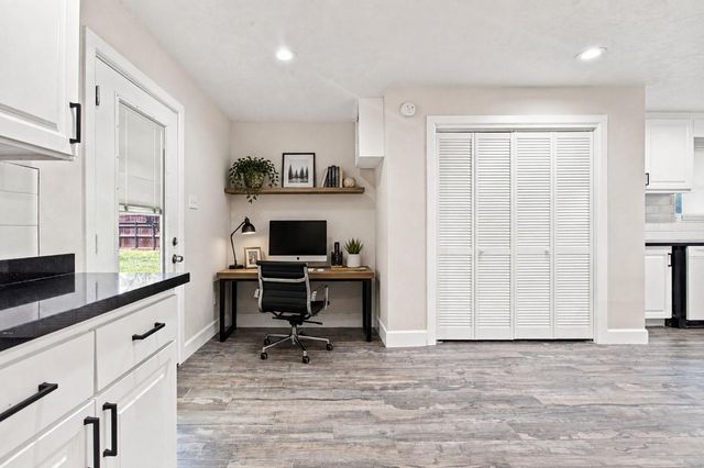 9915 Baronshire Round, Houston, TX 77070