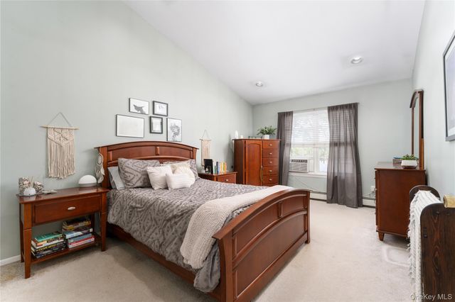 4 Redbud Court, Middle Island, NY 11953