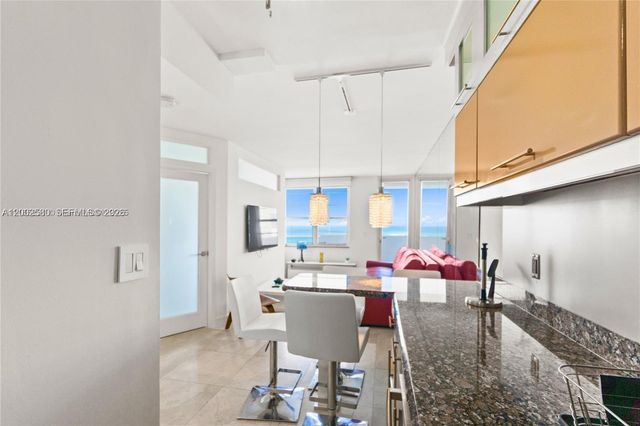 100 Lincoln Rd 1046, Miami Beach, FL 33139