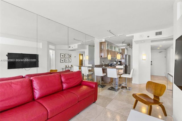 100 Lincoln Rd 1046, Miami Beach, FL 33139