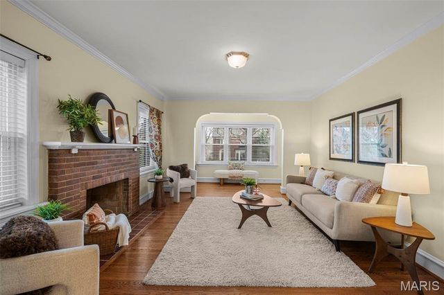 7544 Gannon Avenue, University City, MO 63130