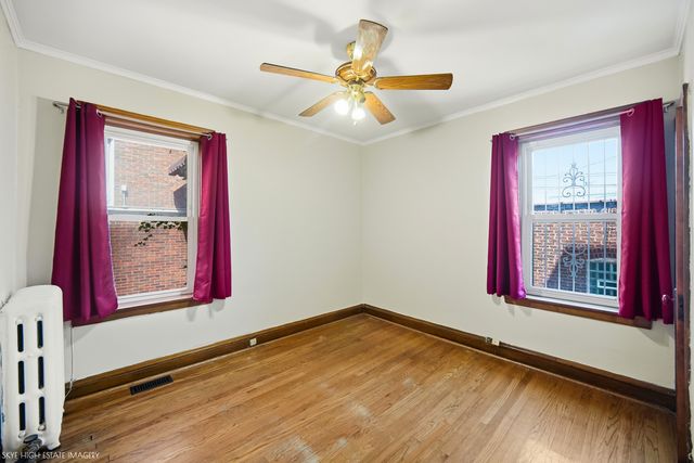 8215 S Evans Avenue, Chicago, IL 60619