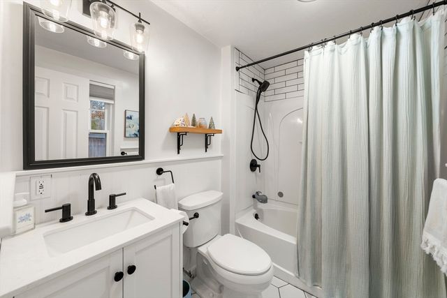 99 Shore Dr, Plymouth, MA 02360