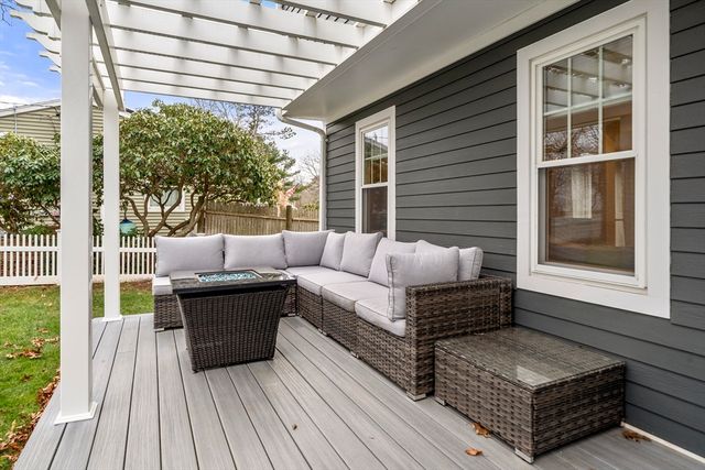 99 Shore Dr, Plymouth, MA 02360