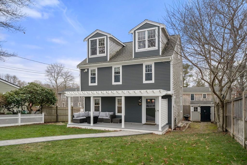 99 Shore Dr, Plymouth, MA 02360
