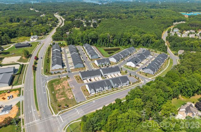 118 Berkeley Avenue D, Mooresville, NC 28117