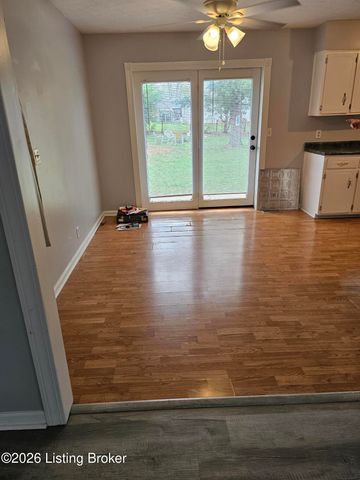 88 Jefferson Ave, Bardstown, KY 40004