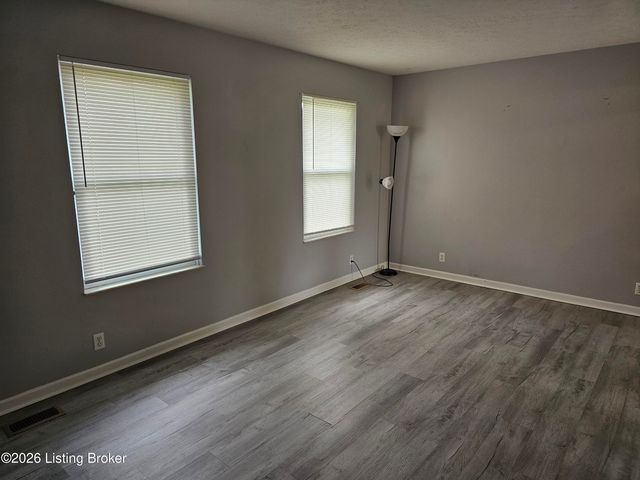 88 Jefferson Ave, Bardstown, KY 40004