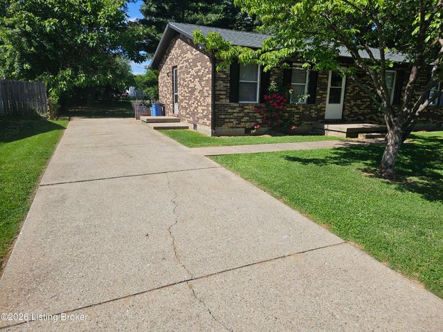 88 Jefferson Ave, Bardstown, KY 40004