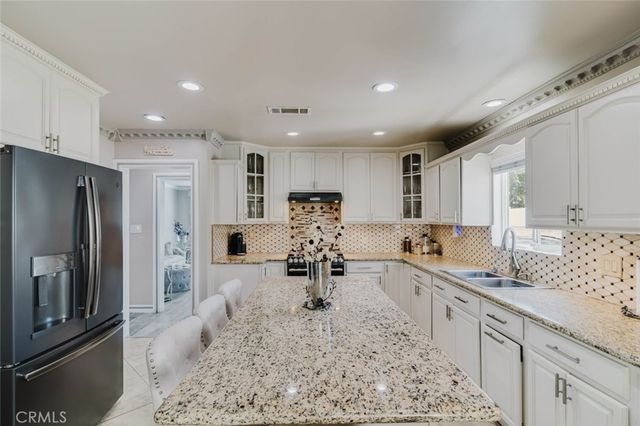6545 Bellingham Avenue, North Hollywood, CA 91606