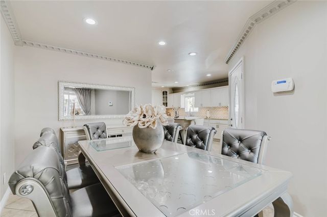 6545 Bellingham Avenue, North Hollywood, CA 91606