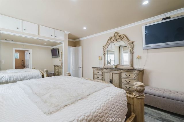 6545 Bellingham Avenue, North Hollywood, CA 91606