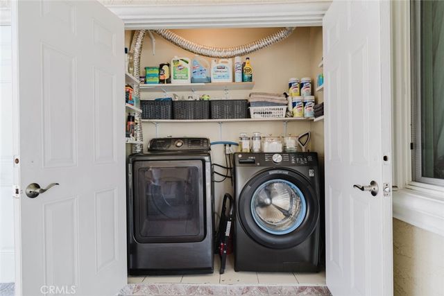 6545 Bellingham Avenue, North Hollywood, CA 91606