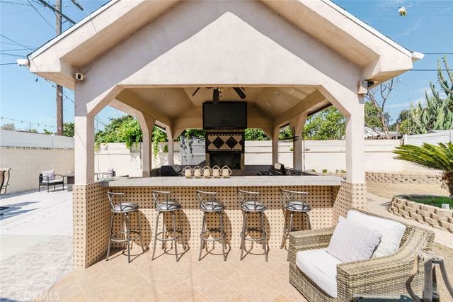 6545 Bellingham Avenue, North Hollywood, CA 91606