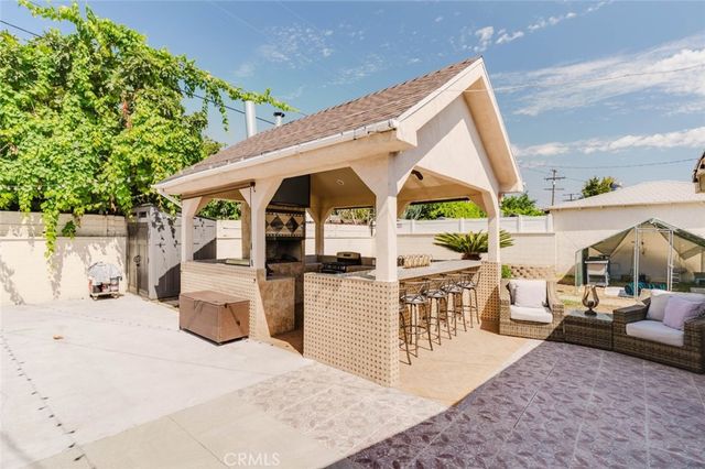 6545 Bellingham Avenue, North Hollywood, CA 91606