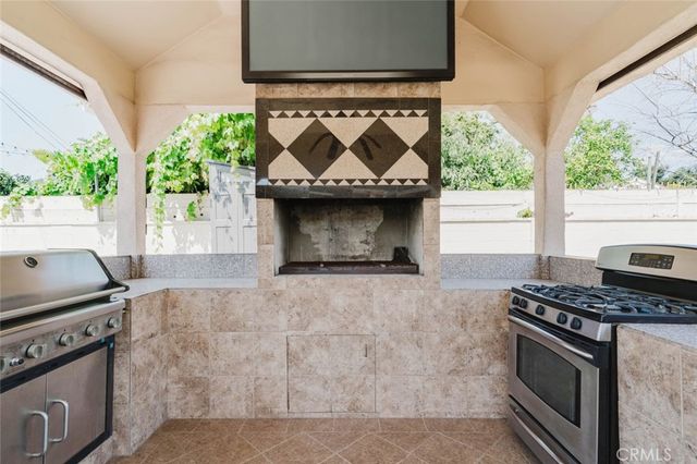 6545 Bellingham Avenue, North Hollywood, CA 91606