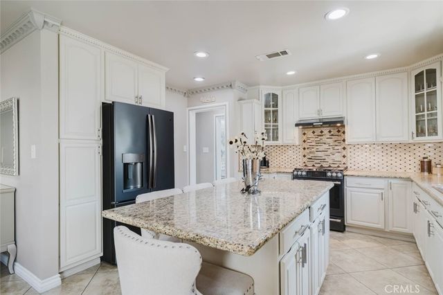 6545 Bellingham Avenue, North Hollywood, CA 91606