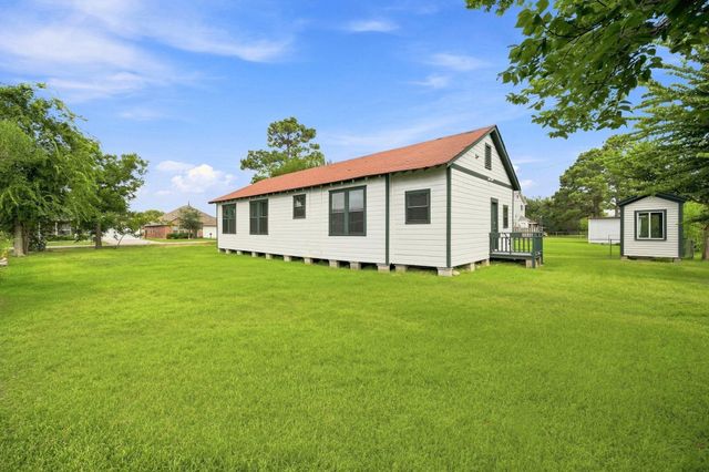 313 S Blackwell Street, La Porte, TX 77571