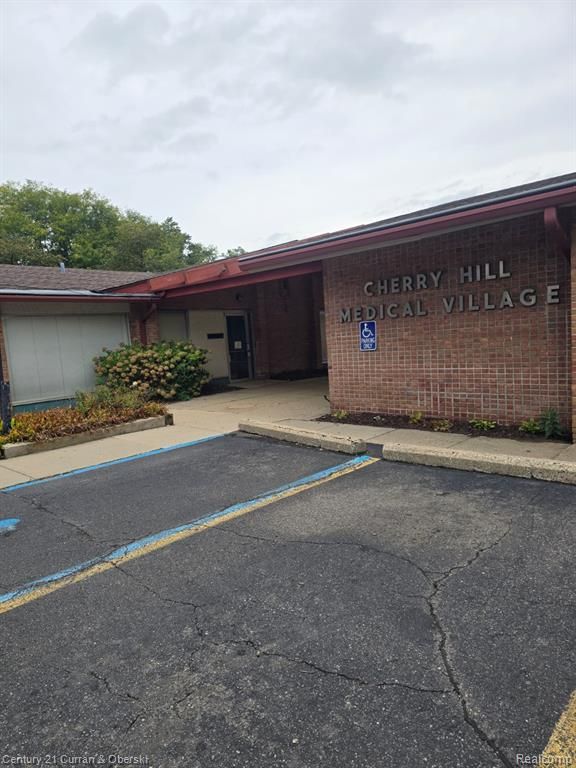 23100 Cherry Hill Street, Dearborn, MI 48124