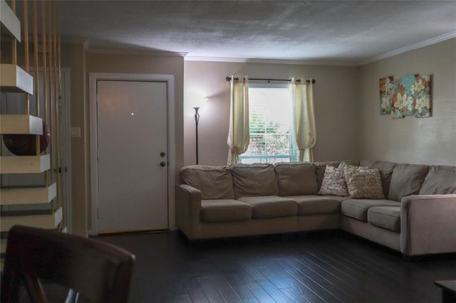 2689 Marilee Lane, Houston, TX 77057