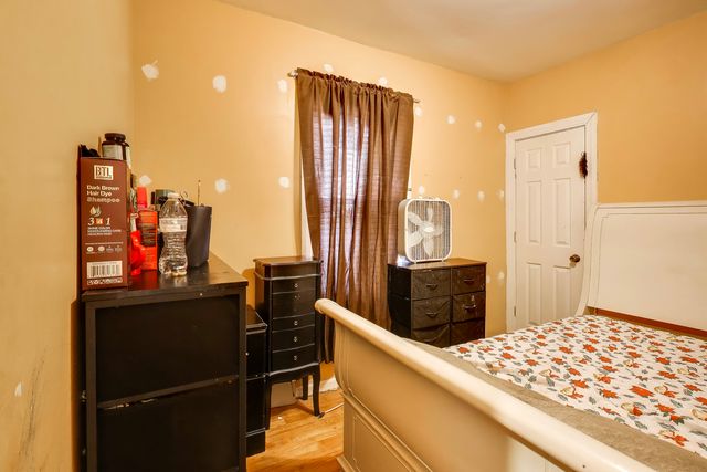 8822 S Ada Street, Chicago, IL 60620