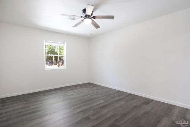 6492 Gaynell Ave, Milton, FL 32570